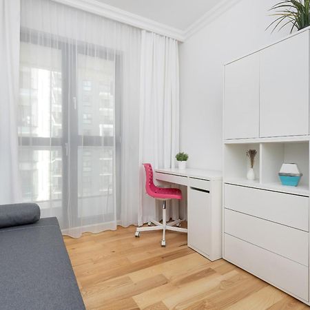 Metro Plocka Exquisite Apartments By Noclegi Renters Varsovia Exterior foto