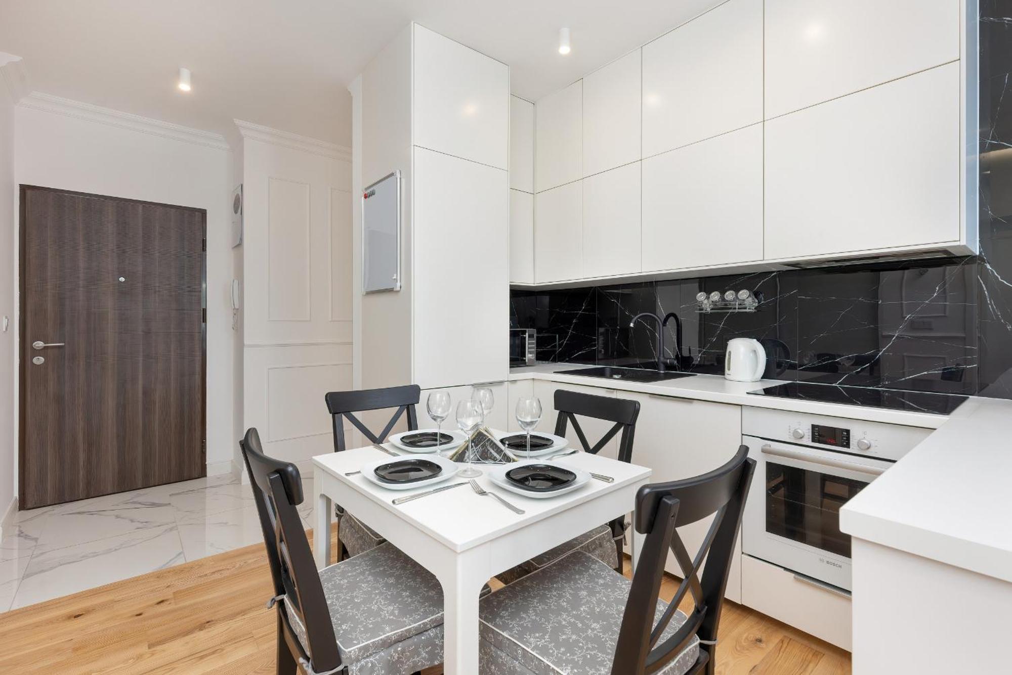 Metro Plocka Exquisite Apartments By Noclegi Renters Varsovia Exterior foto